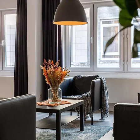 公寓 Modern And Spacious Apartment In Antwerpen For 4 Bedrooms *